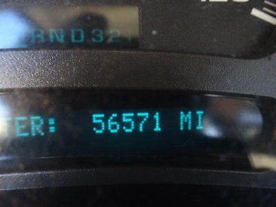 2004 Chevrolet Avalanche Base