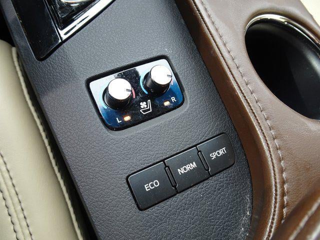 2017 Toyota Avalon XLE