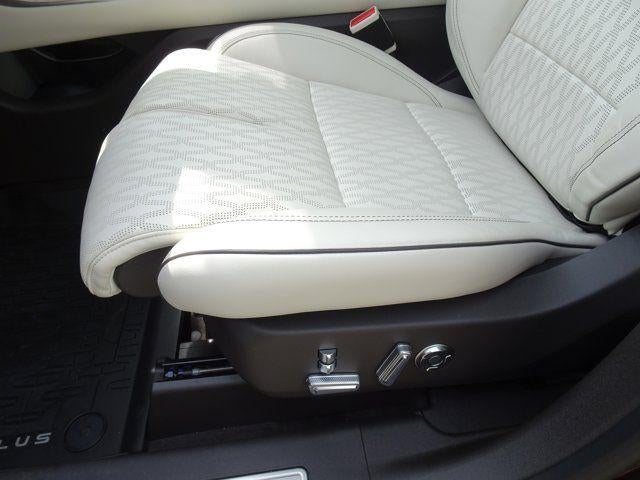 2025 Lincoln Nautilus Black Label