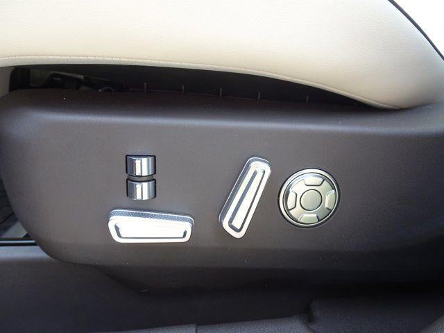 2025 Lincoln Nautilus Black Label