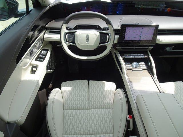 2025 Lincoln Nautilus Black Label