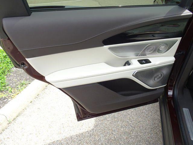 2025 Lincoln Nautilus Black Label