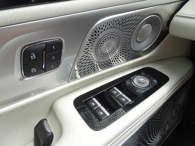 2025 Lincoln Nautilus Black Label