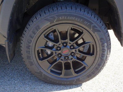 2023 Toyota Tundra 4WD SR5