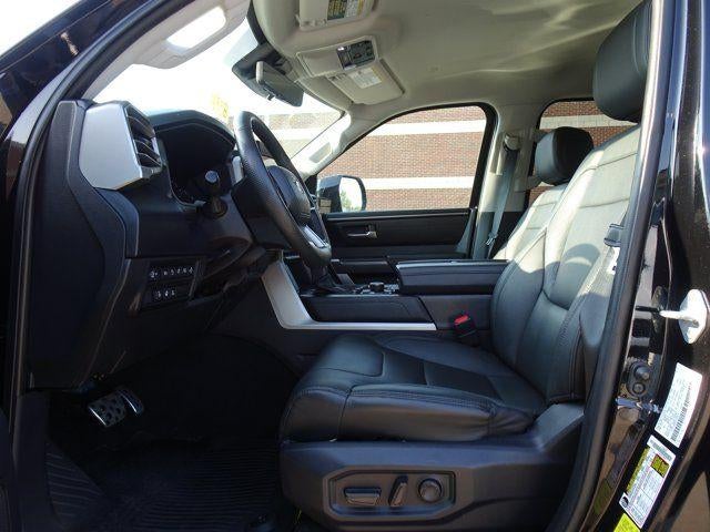 2023 Toyota Tundra 4WD SR5