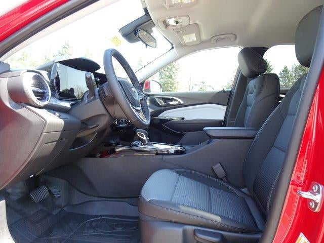 2026 Chevrolet Trax FWD 4dr LT