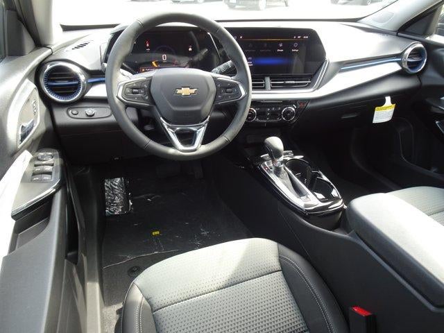 2026 Chevrolet Trax LT - Photo 6