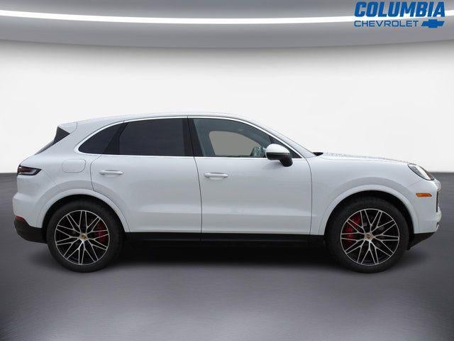 2024 Porsche Cayenne S